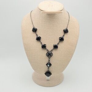 Vtg CROWN TRIFARI Y Necklace Signed Black Faceted Cushion Cut Stones 18" Lovely!